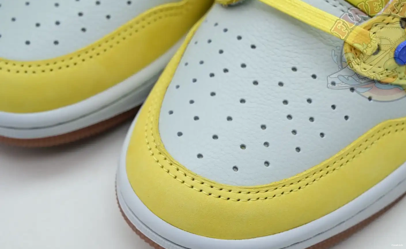 Travis Air x 1Low Scott Jordan Canary Jordan 0617